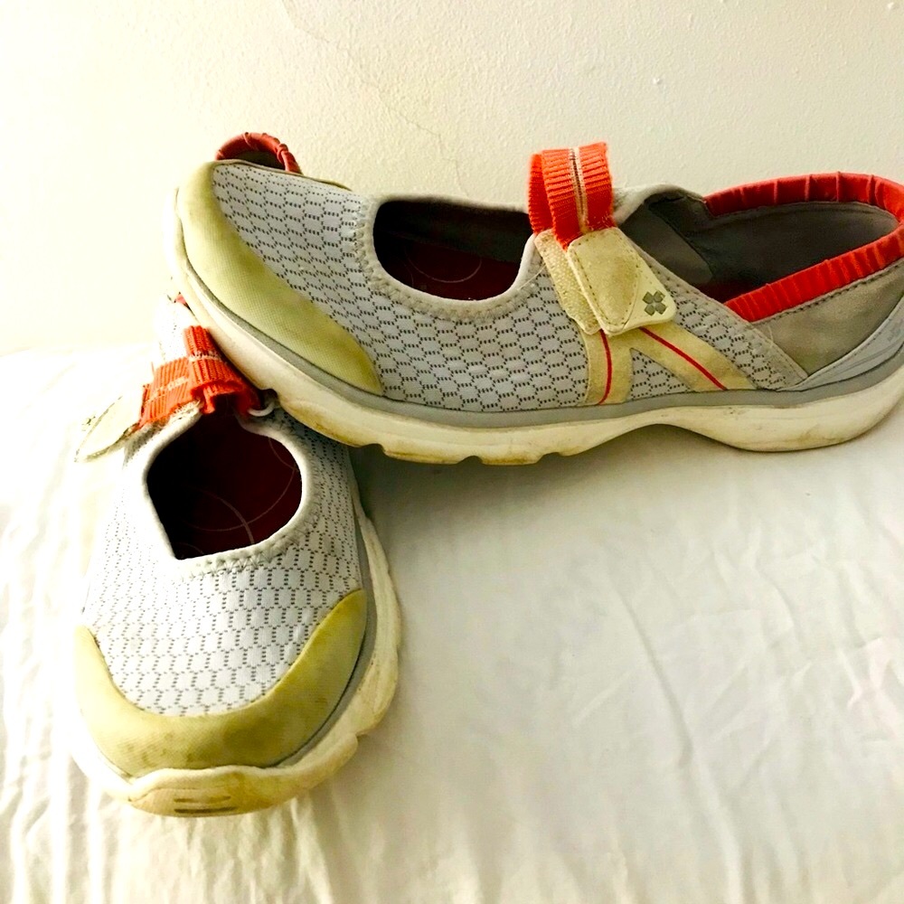 Bzeez Mary Janes